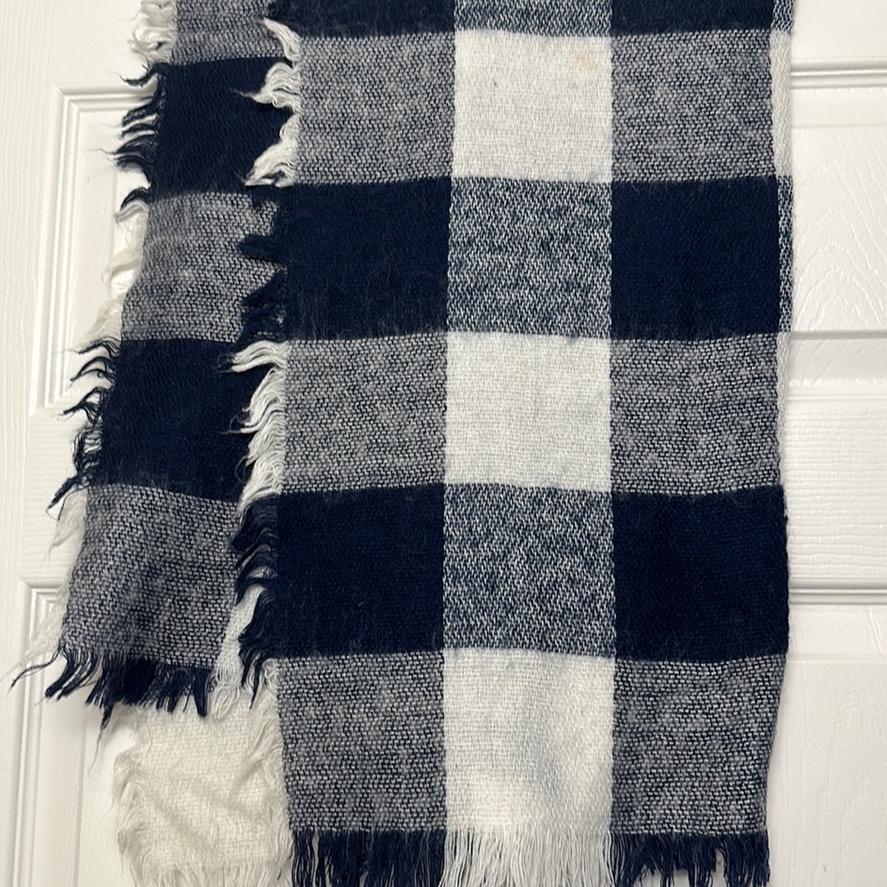 Blue plaid check scarf